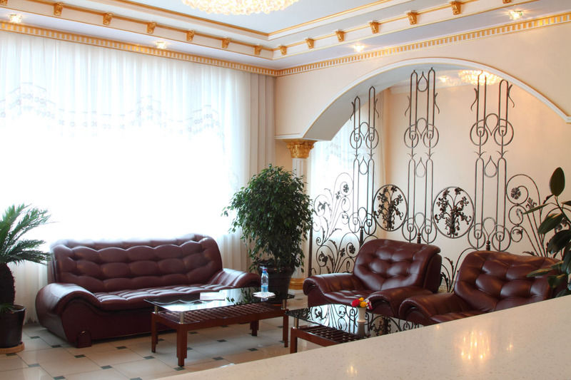 Grand Nur Hotel Tasjkent Buitenkant foto