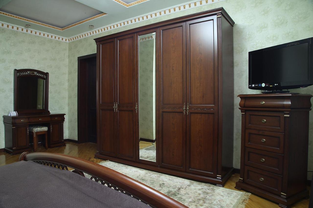 Grand Nur Hotel Tasjkent Buitenkant foto