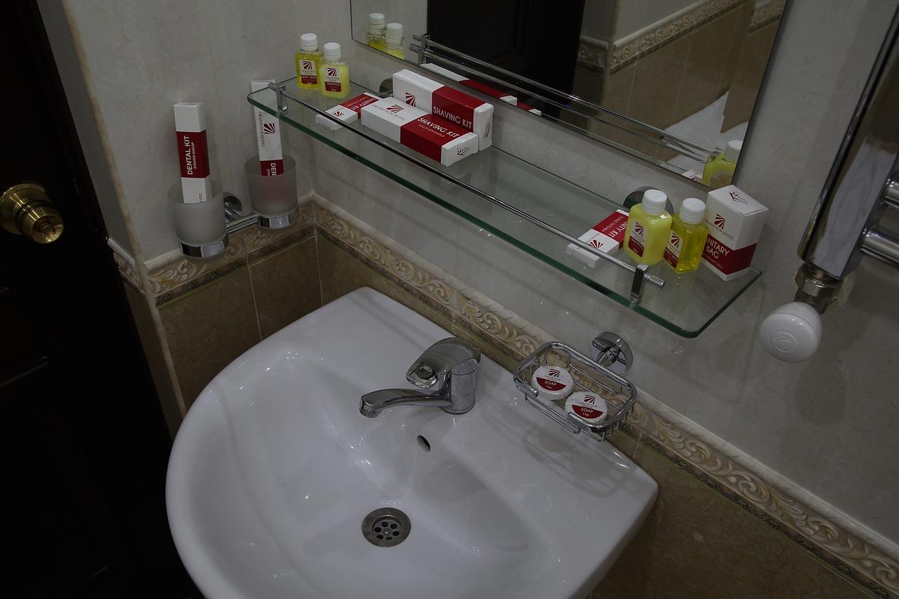 Grand Nur Hotel Tasjkent Buitenkant foto