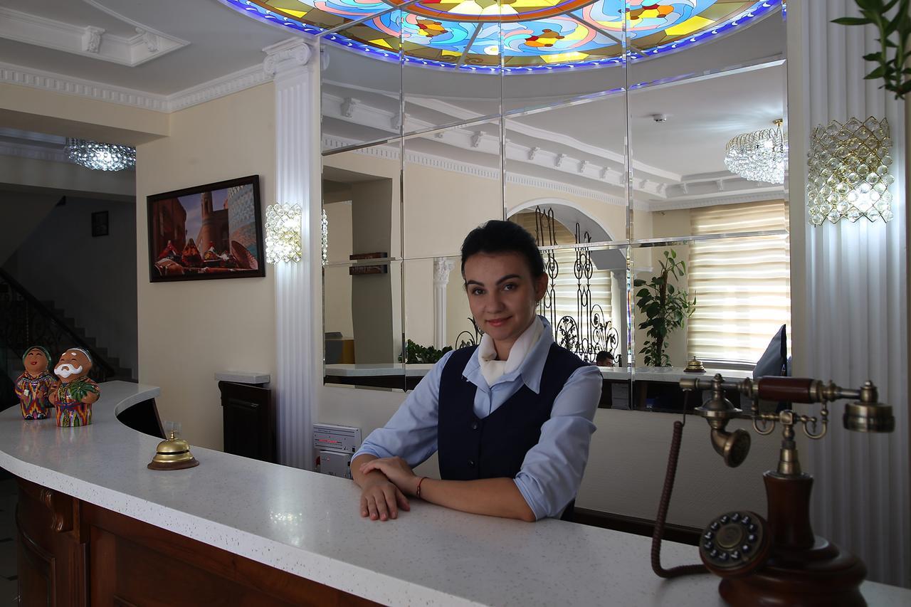 Grand Nur Hotel Tasjkent Buitenkant foto